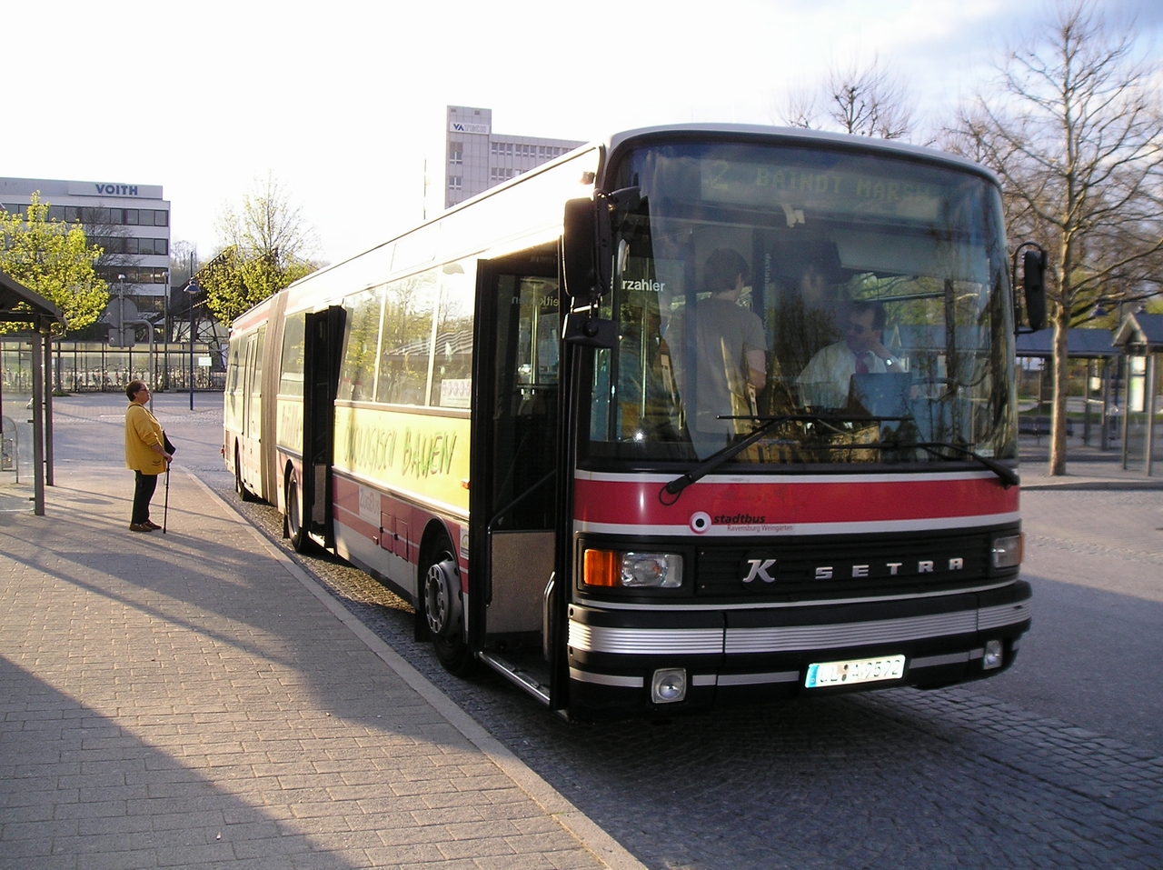 S 221 SL in Ravensburg am Busbahnhof