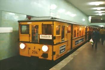 Alte U-Bahn aus Berlin
