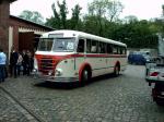 alter Bus im Museum Halle
