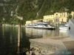 Fahren am Hafen Riva del Garda