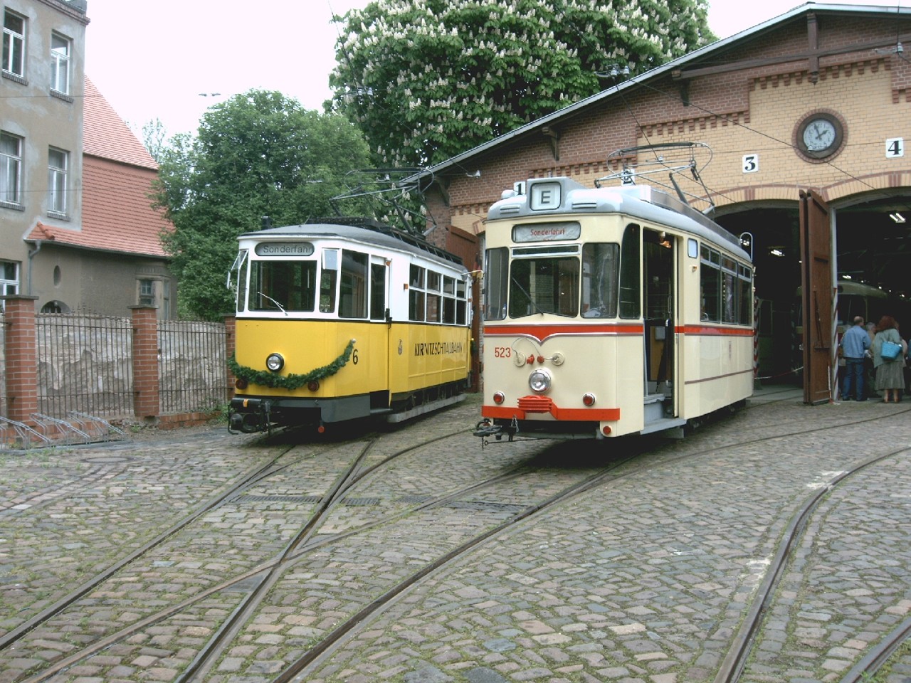 Kirnitzschtalbahnwagen + ET57 Halle Museum