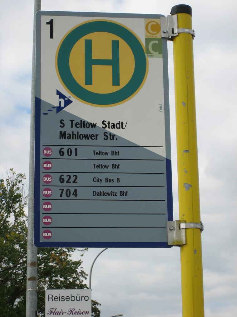 Havelbus-Haltestellenschild S Teltow Stadt (1)